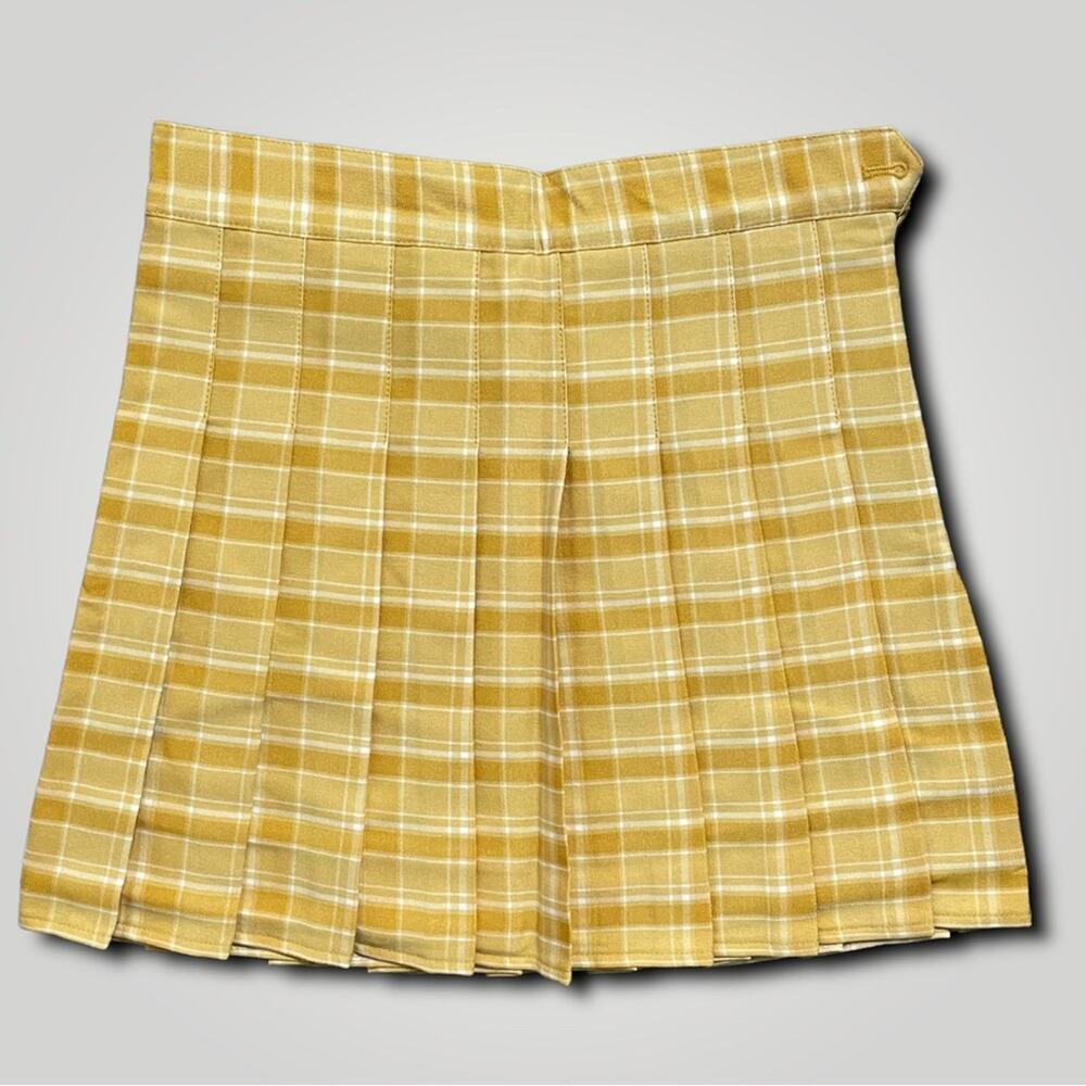 BOUTIQUE NWOT MODERN PREPPY COLLEGIATE Y2K PLAID MINI SKORT YELLOW WHITE - L